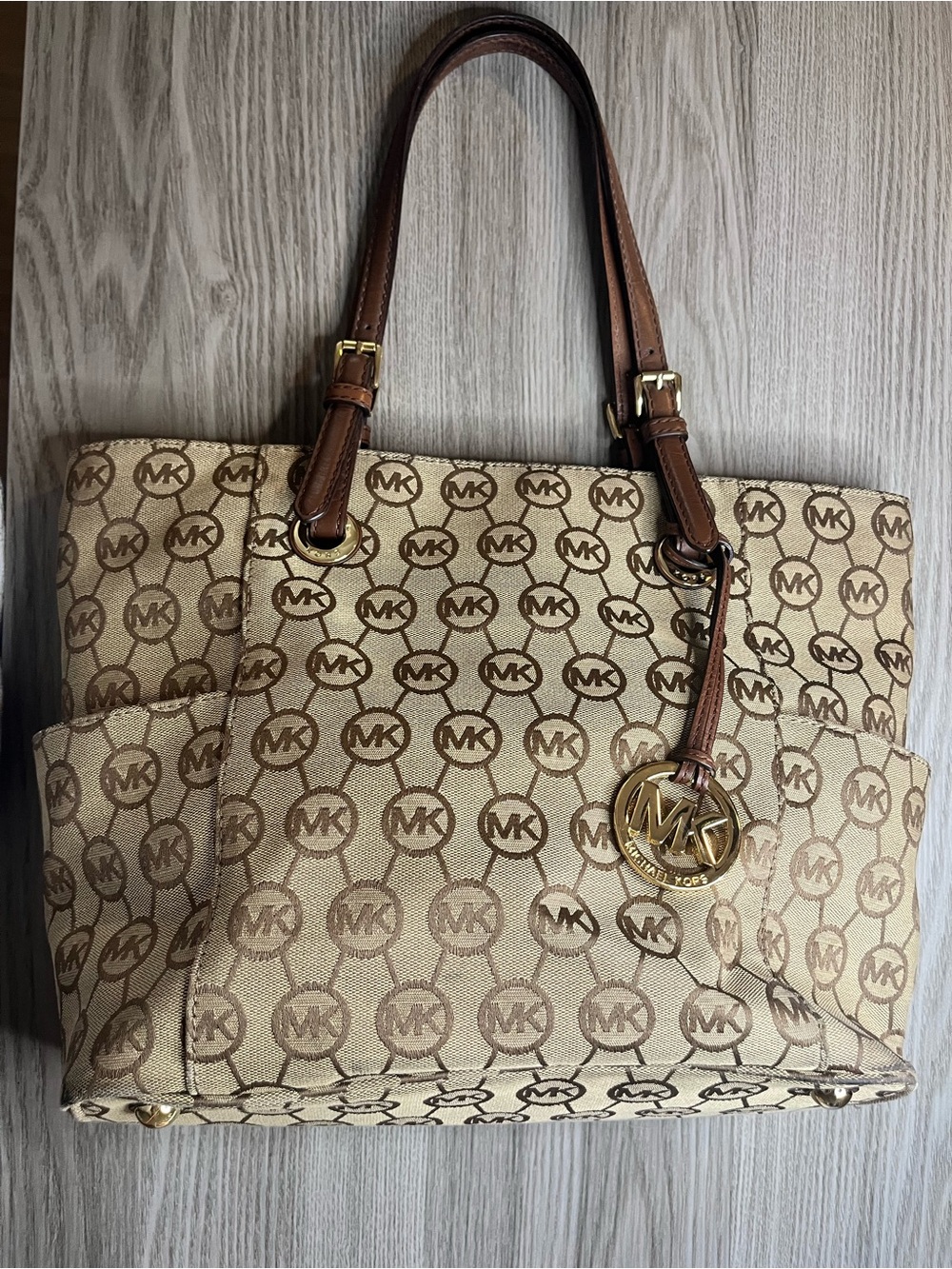 Michael Kors Jet Set Signature Monogram Tote Bag and Wallet set